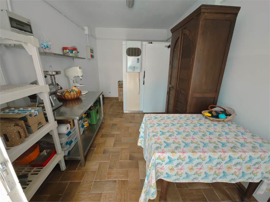 Photo 27