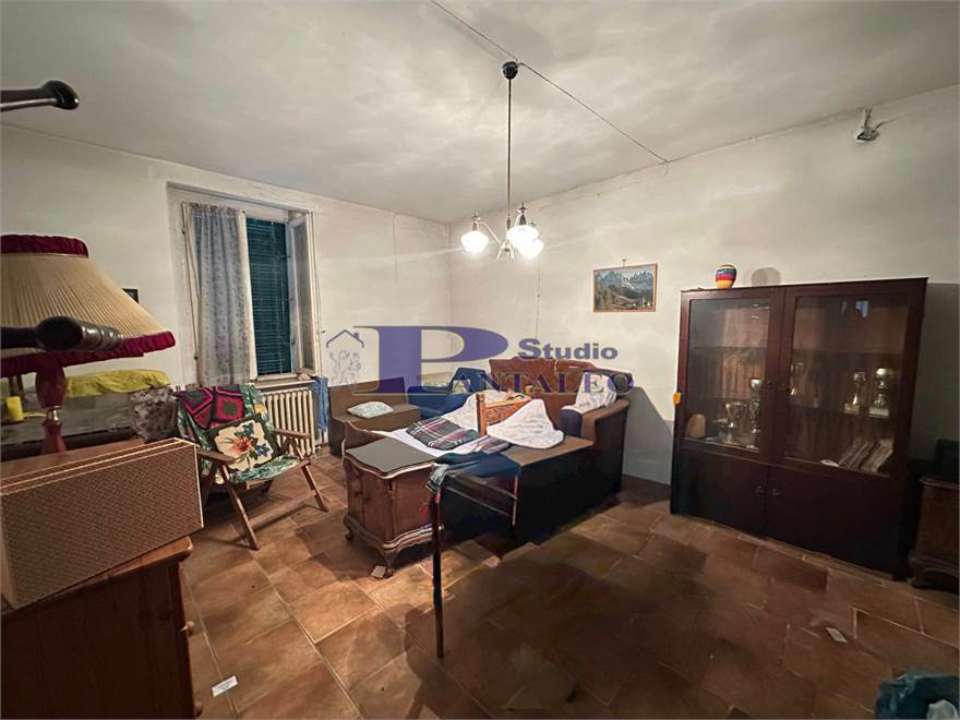 Photo 36